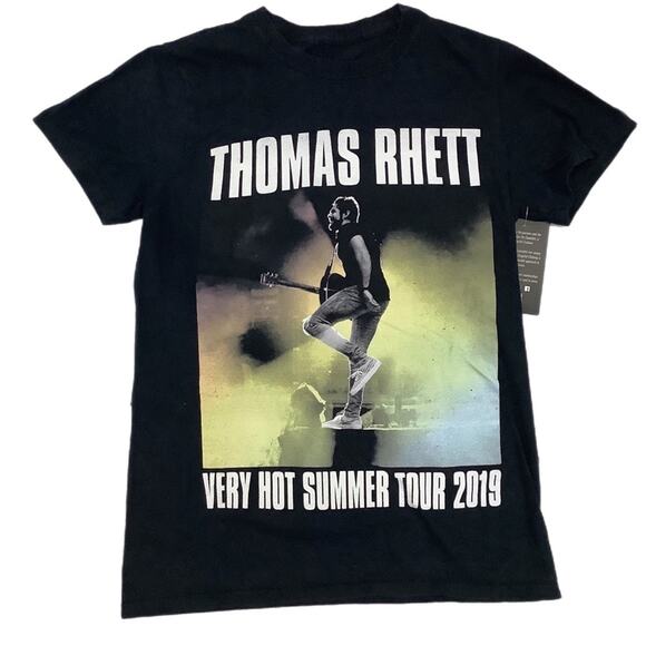 Thomas Rhett 2019 Very Hot Summer Tour - Picture 1 of 3